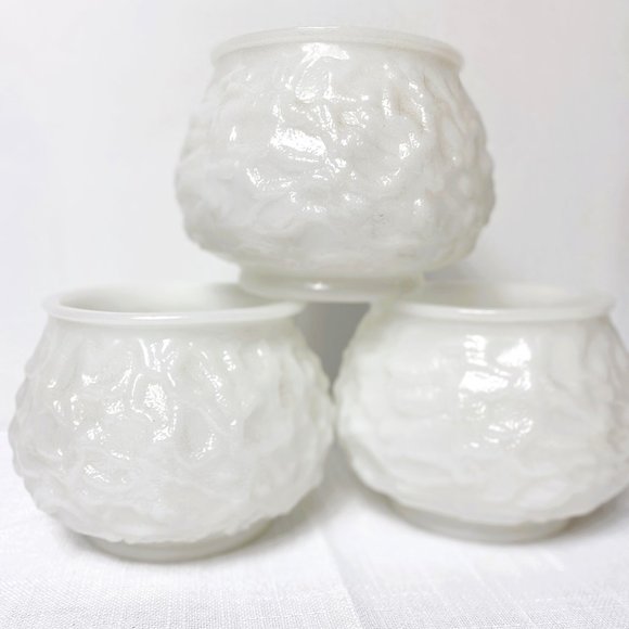 VINTAGE EO Brody White Milk Glass | Planter | Floral Vase - Picture 4 of 6